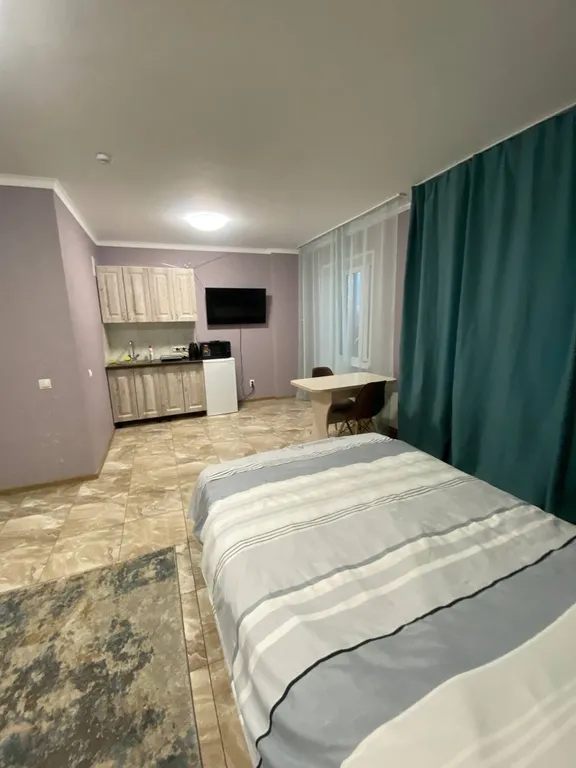 Просторная студия возле Арены 300