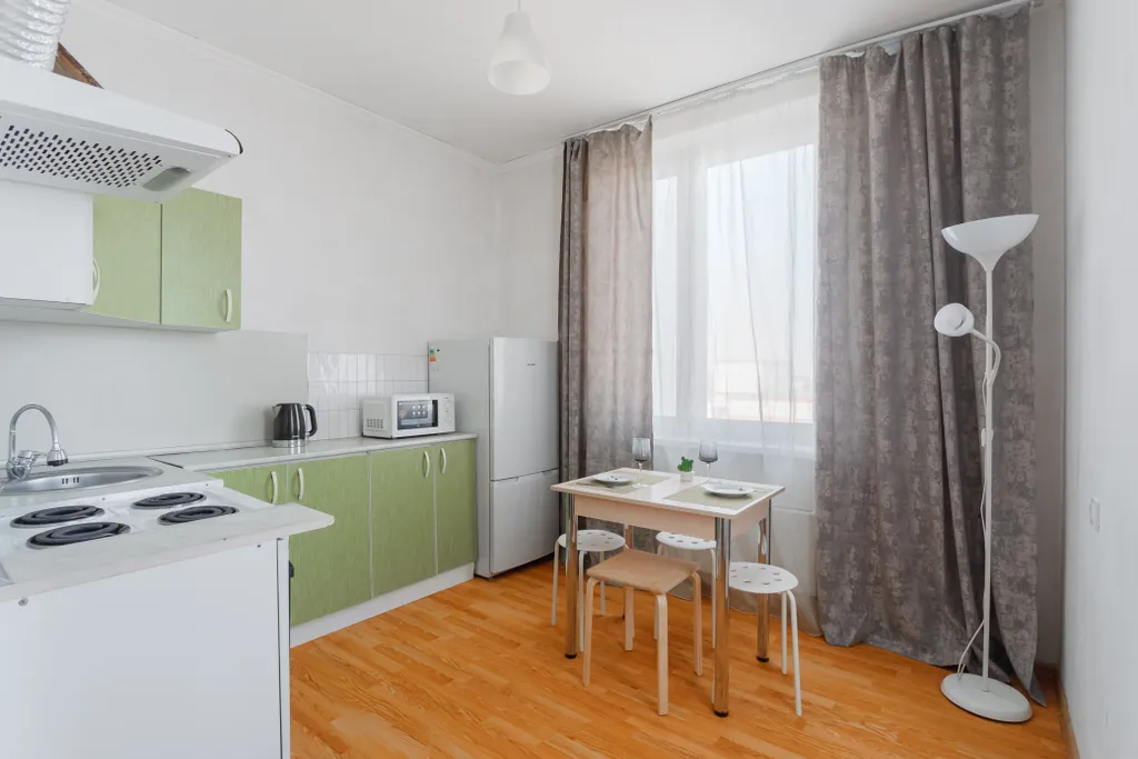 Большая квартира с отдельной кухней