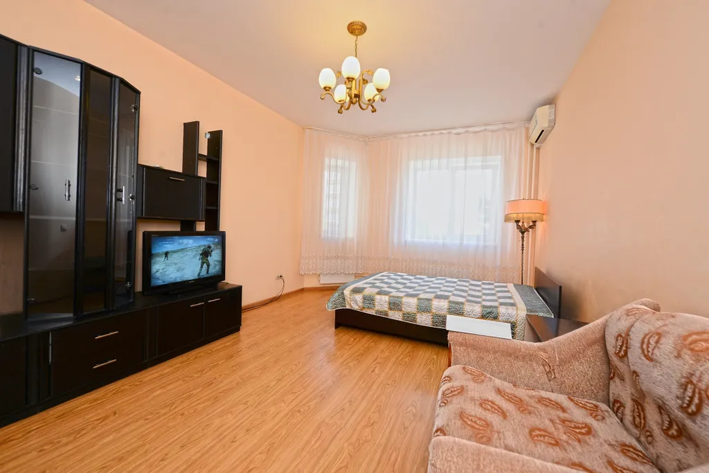 Просторный светлый апартамент с джакузи