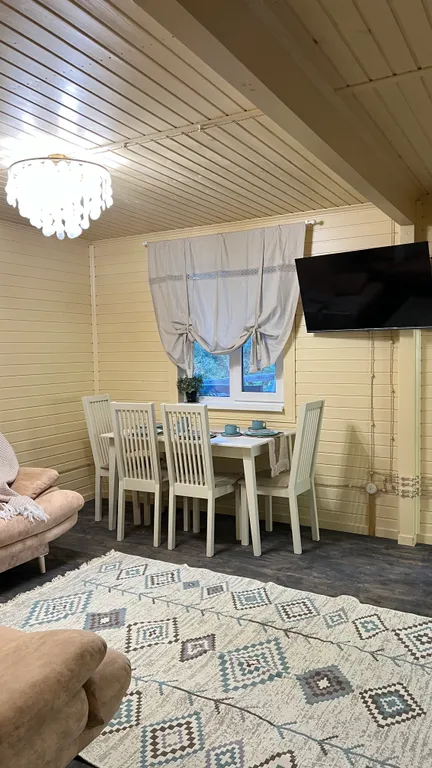 Уютный дом на море