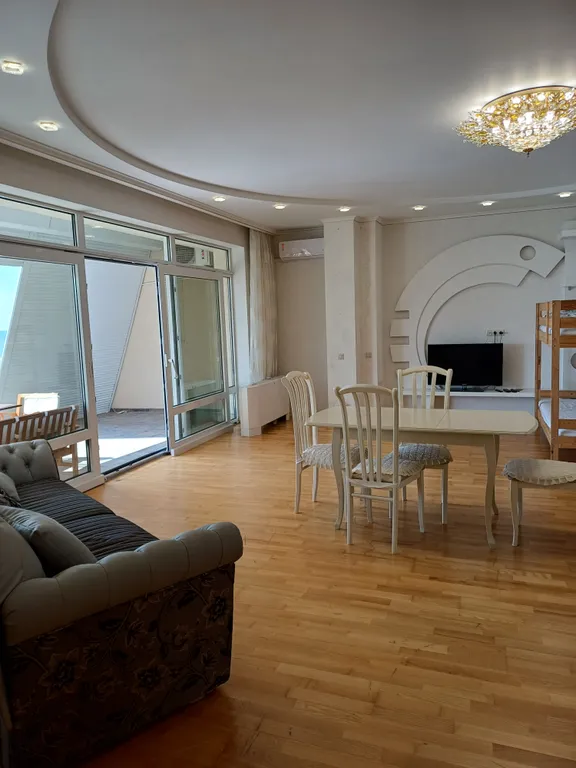 3-комнатная Квартира