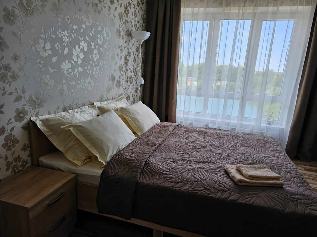 Квартира с красивым видом на пруды — аренда посуточно в Великий Новгород