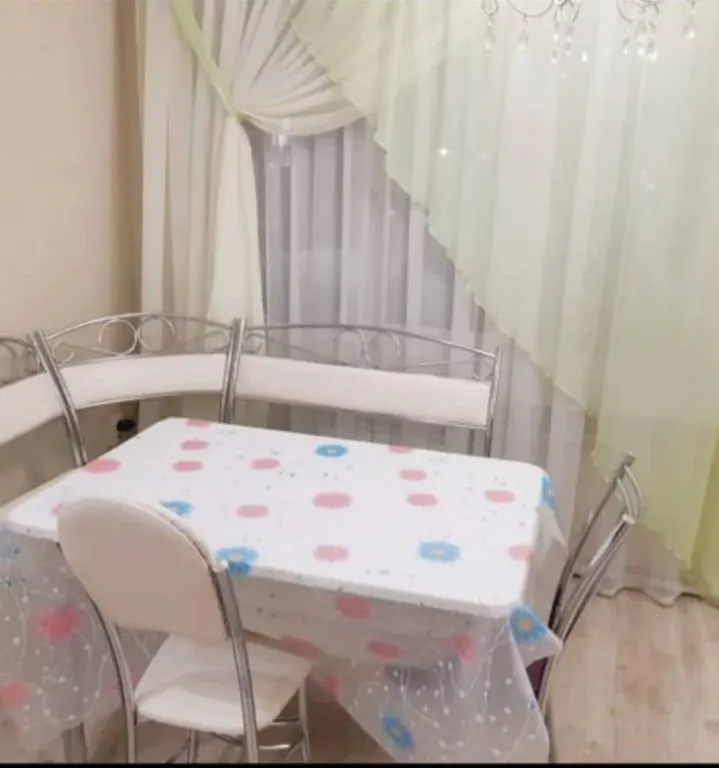 Комфортабельная трехкомнатная квартира в центре Норильска