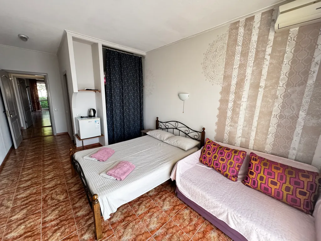 Квартира Гостевой дом «Роксана» — аренда посуточно в Приветное