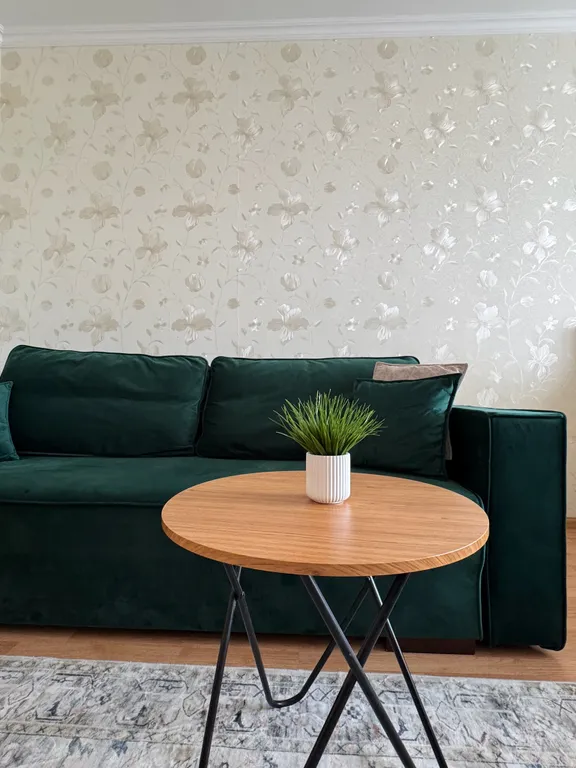 Апартаменты на 10 этаже с хорошим видом из окна