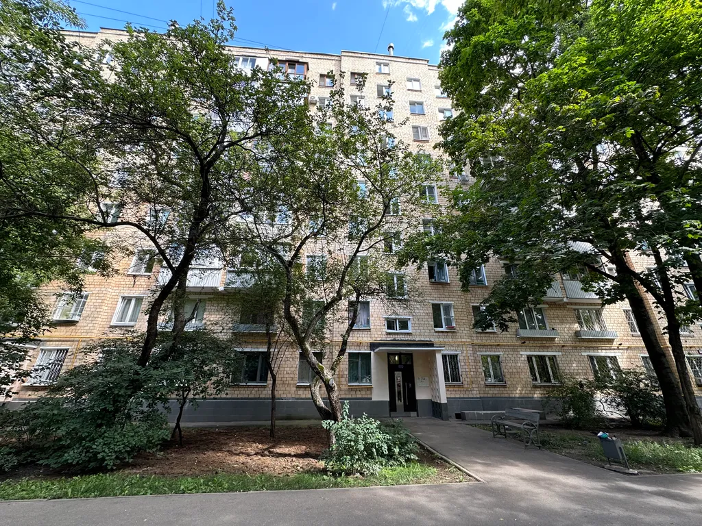 Квартира Уютная 3-комнатная квартира рядом с метро Коломенская — Москва