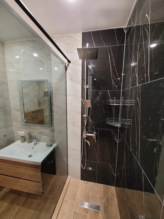 Квартира с новым ремонтом