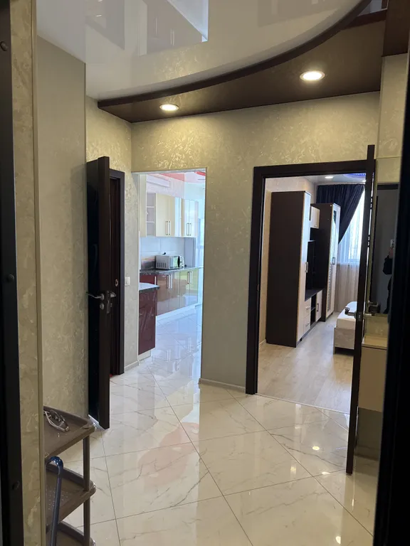 Апартаменты с видом на город с 24 этажа