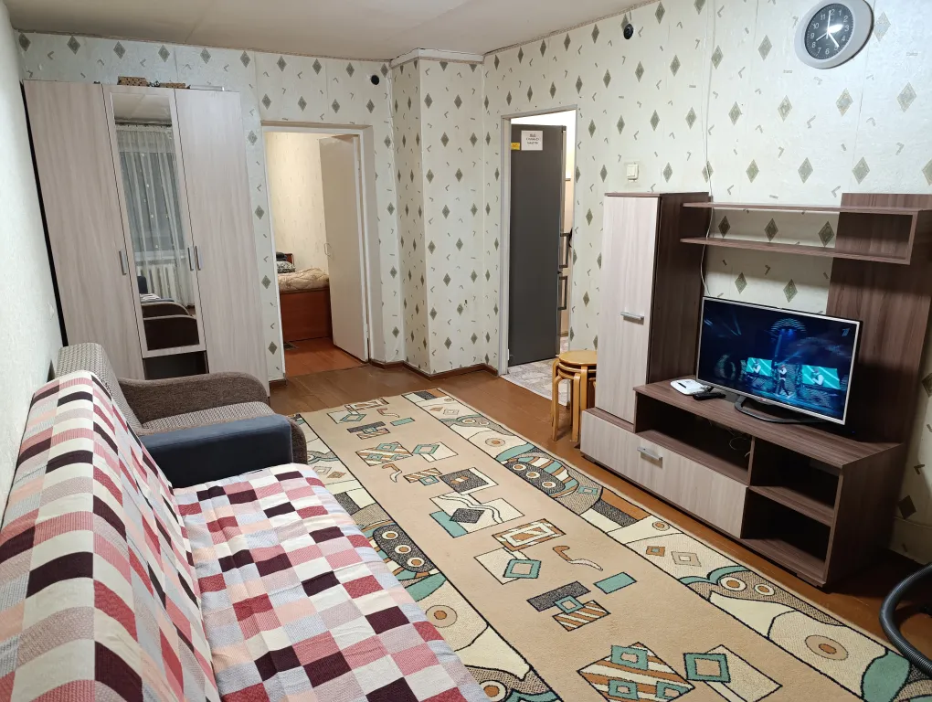 Обычная двушка на Дзержинского