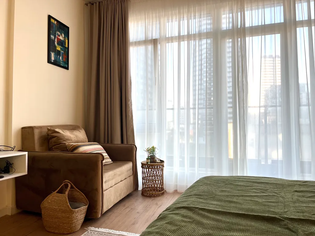 Квартира Тропическая студия, бассейн + парковка, white sails — Батуми