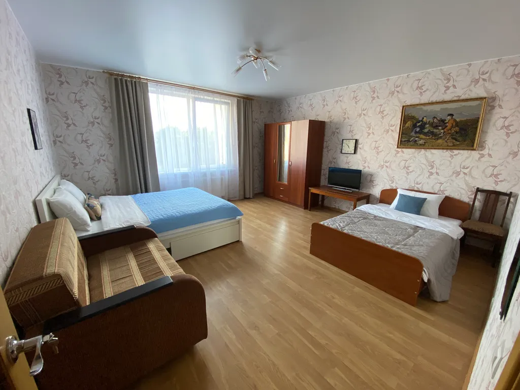 Просторная 3-комнатная квартира в центре. Новый ЖК. Установлен БОЙЛЕР.