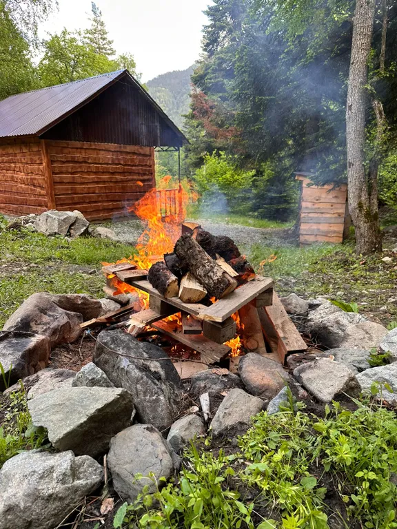 Домик с видом на горы