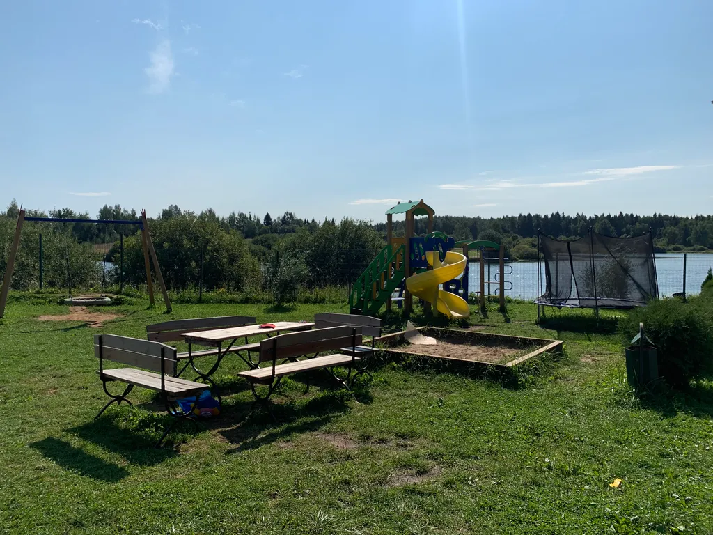 Дом на Живом озере