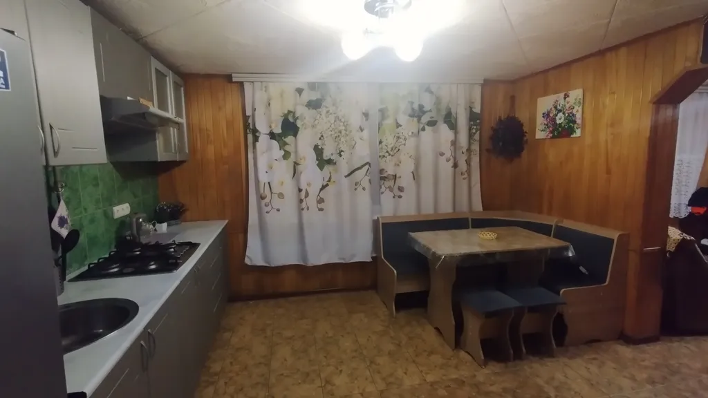 Уютный дом в предгорье Лаго-Наки