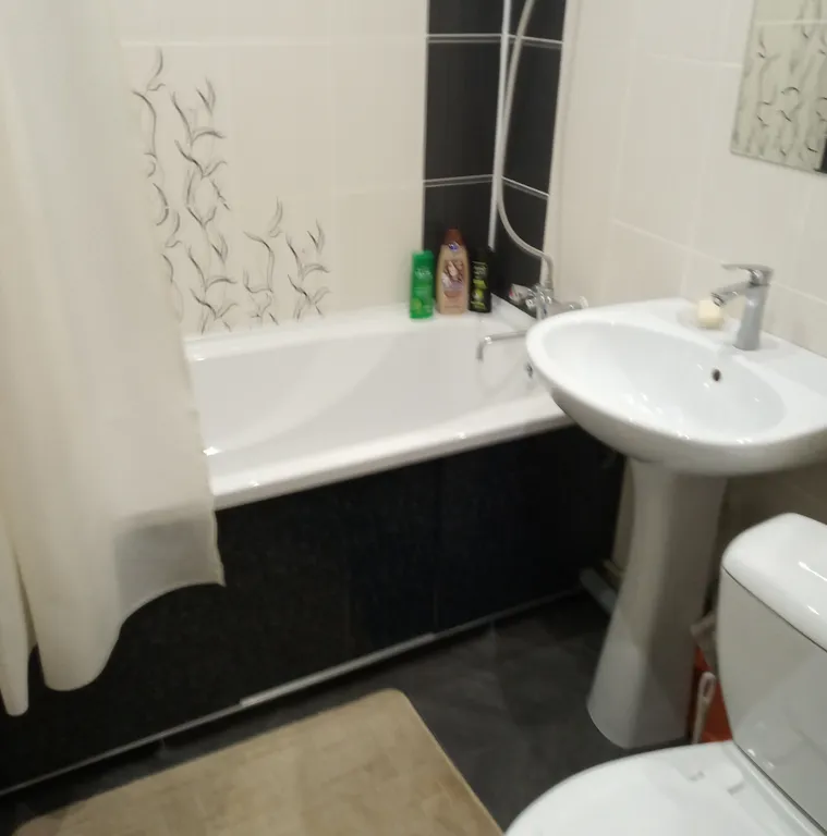 Квартира в центре города Новополоцка и в 10 километрах от Полоцка