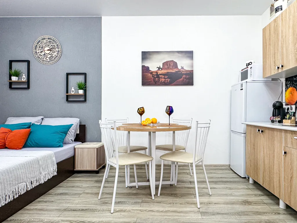 Квартира в Долине Сукко, 5 бассейнов на территории, качели на балконе