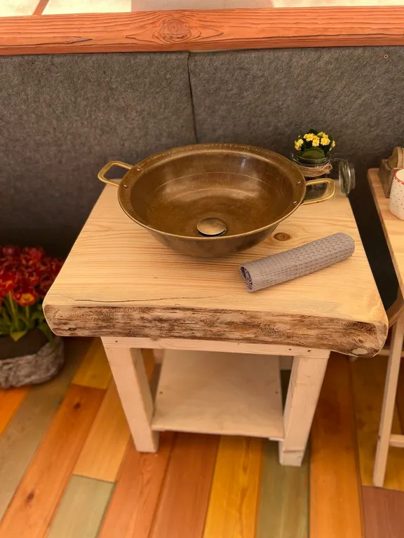 Индейский домик (типи) на Семейной мини-ферме Фазенда