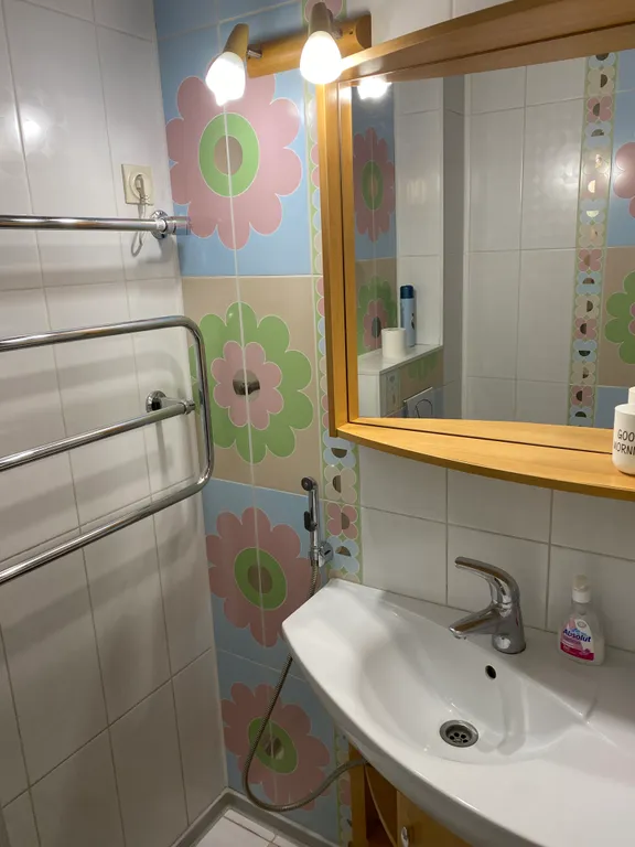 2х комнатная квартира с кондиционером на 2 этаже