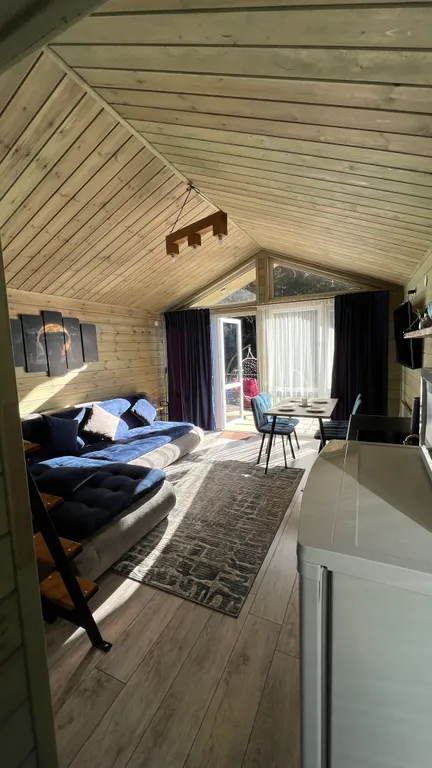 Коттедж с видом на реку