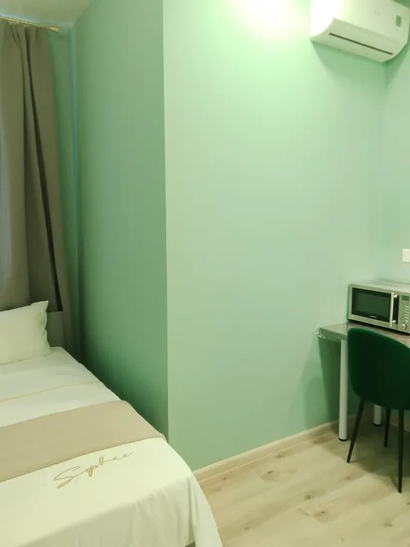 Красивая и уютная студия вблизи метро недалеко от центра