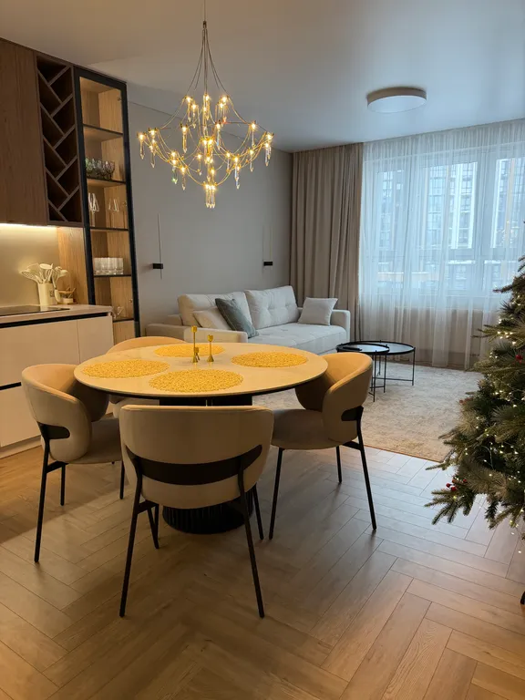 Современные и уютные апартаменты в центре рядом с парком и рекой