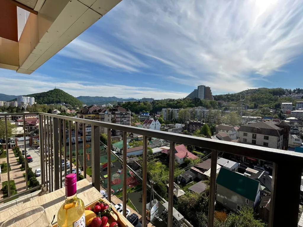 Апартамент с видом на море и горы