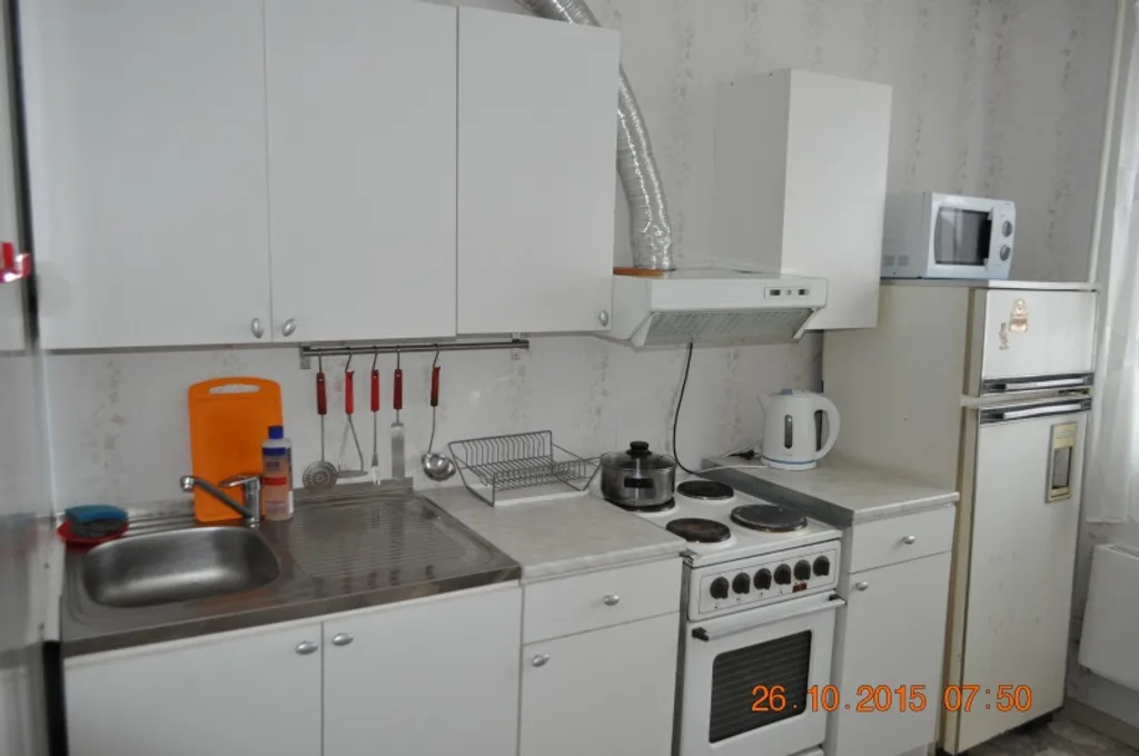 3-комнатная Квартира — аренда посуточно в Нягань