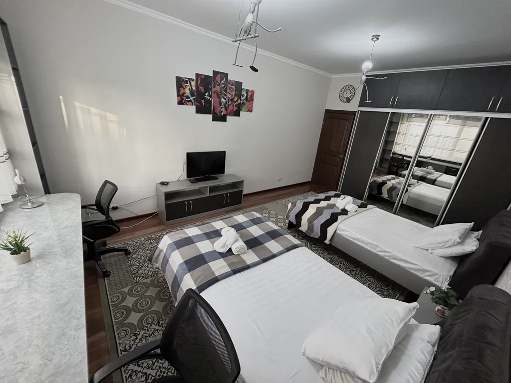 4-комнатная Квартира