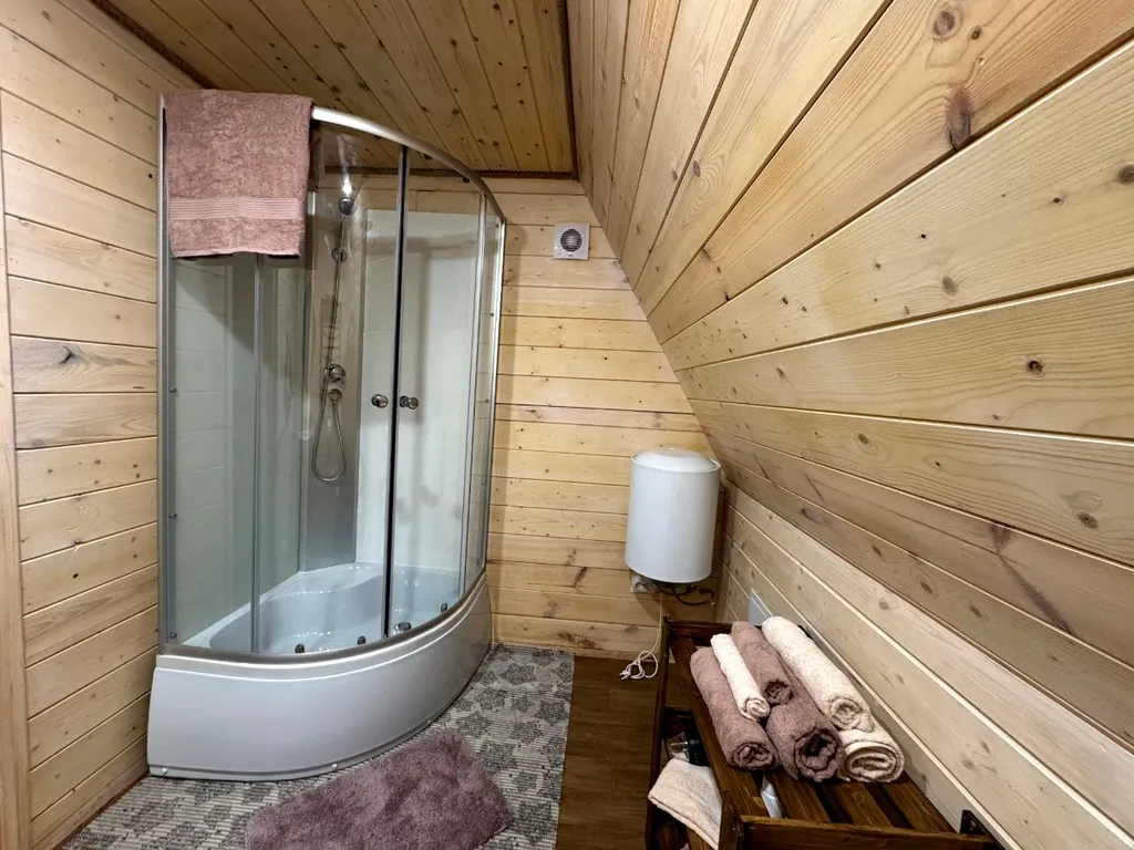 Коттедж Отдых от городской суеты в Адыгеи, домик в лесу А-фрейм — Веселый