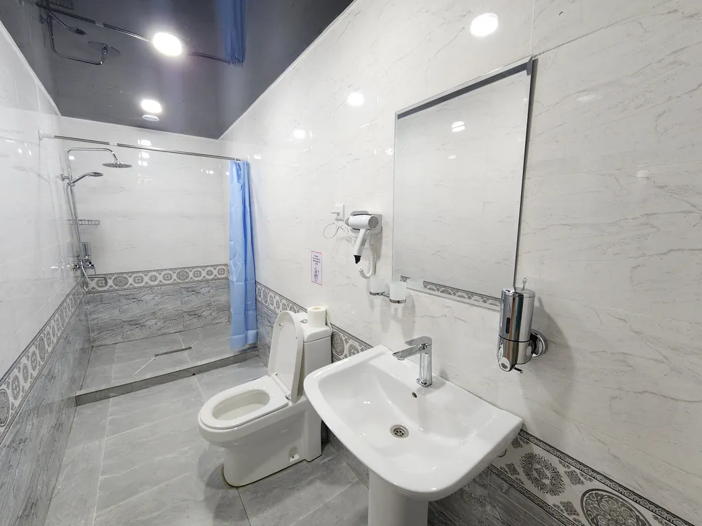 Трехместный номер в Каравансарае XIX века в Бухаре