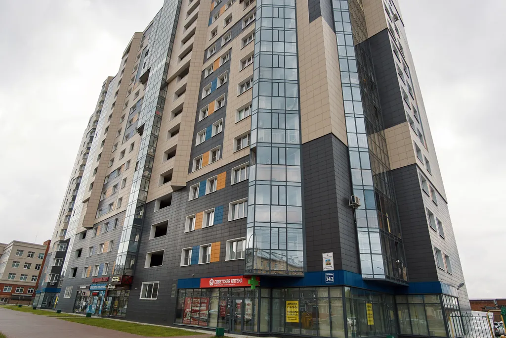 Квартира Большая люкс квартира + теплая парковка — Новосибирск