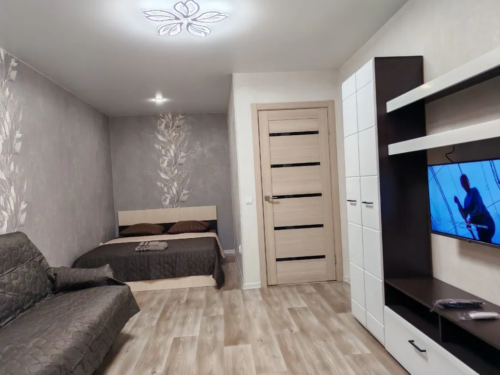 Видовая 1-комнатная квартира с дизайнерским ремонтом