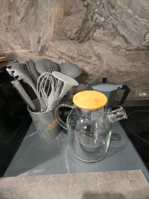 Современный коттедж в пригороде с баней и горячим чаном