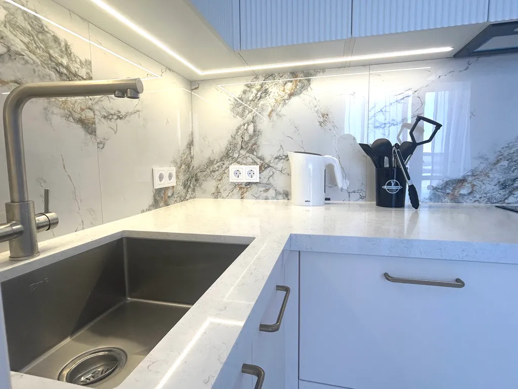 Стильные апартаменты Rich с шикарным видом на город и реку Амур.