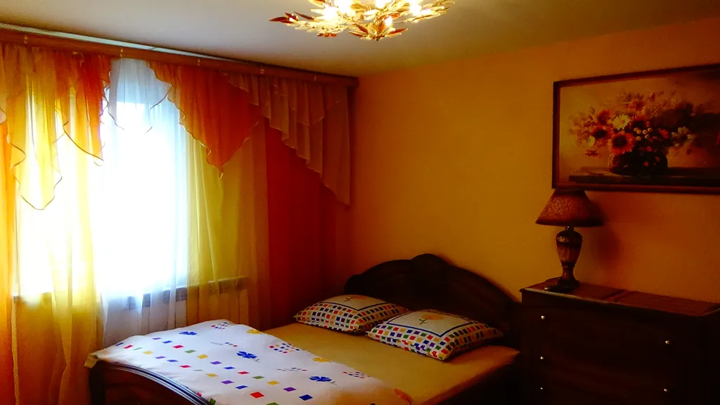 Квартира Уютный 4-комнатный гостевой домик в центре Бреста — аренда посуточно в Брест