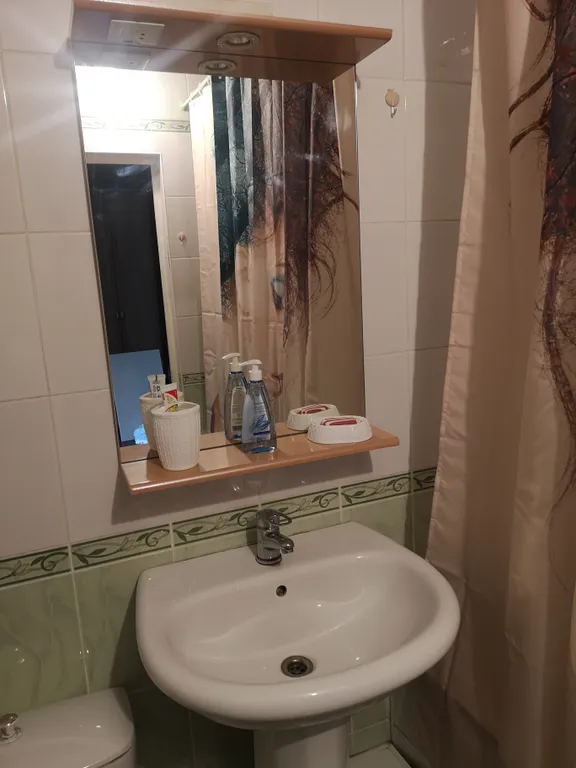 Чистая уютная квартира в хорошем районе