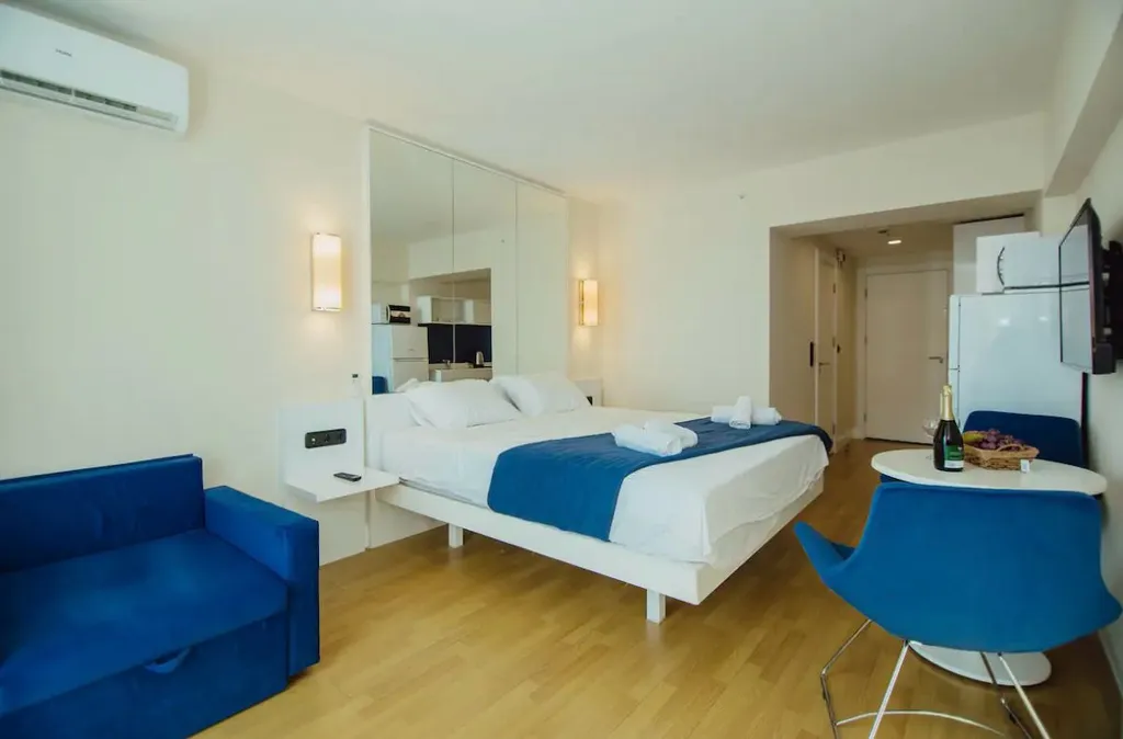 Orbi City View 13-15