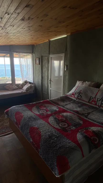 Квартира Студия с балконом с видом на море и горы — аренда посуточно в Симеиз