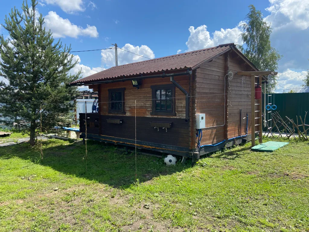 Дом на участке 3 сотки, огорожен, все удобства