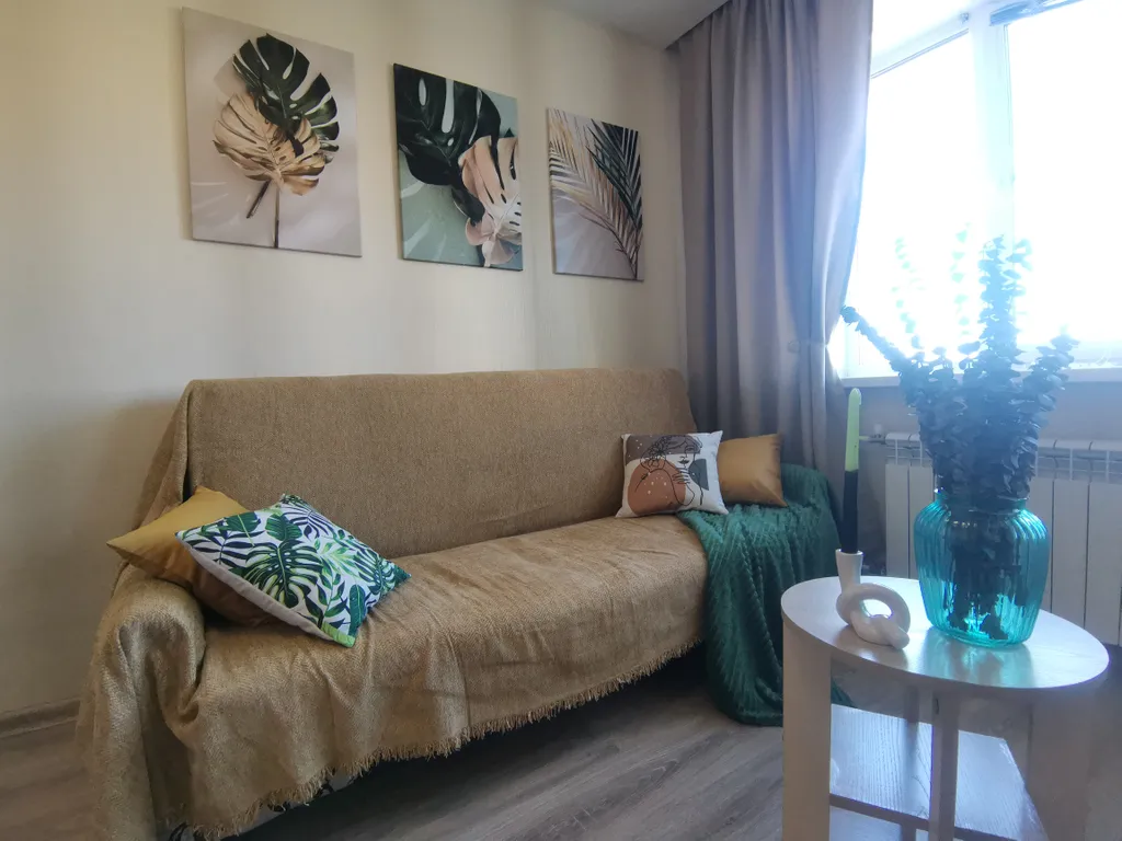 Уютная квартира рядом с коне заводом, вдали от городской суеты