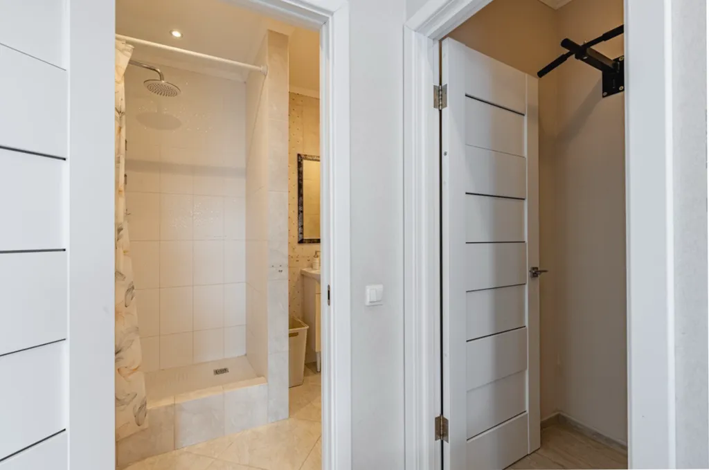 Двухэтажная квартира «отдых у ручья» со своей террасой и мангалом