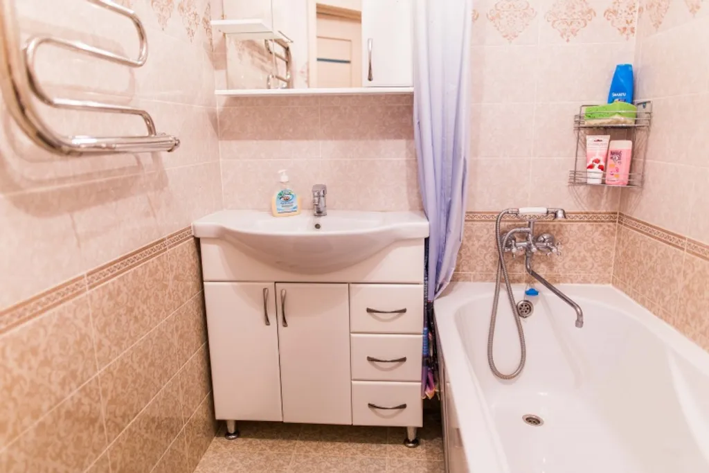 2- комнатная квартира в центре