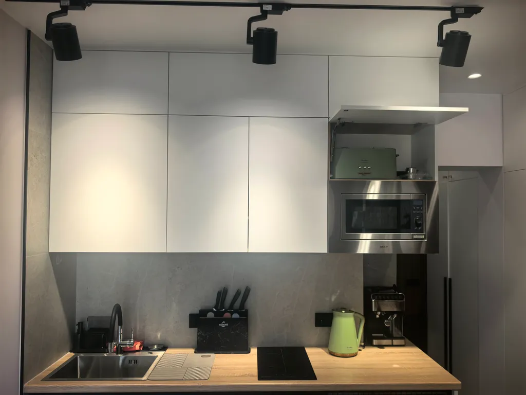 Апарт с видом на море и горы с подогреваемым бассейном и барбекю зоной