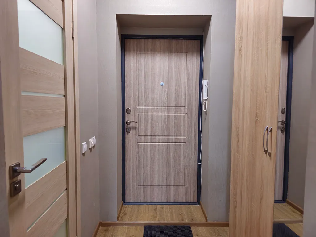 Студия рядом с предприятием Звездочка