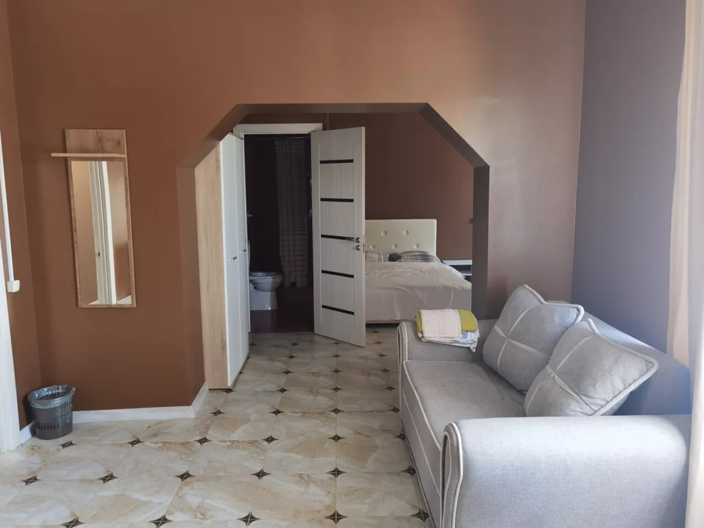 Квартира 2-комнатная Квартира — Кучугуры