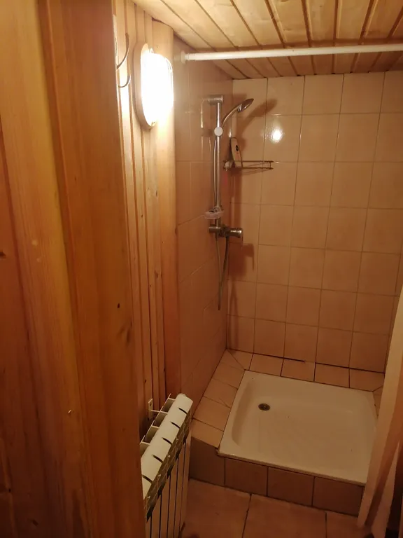 Домик в деревне с бассейном