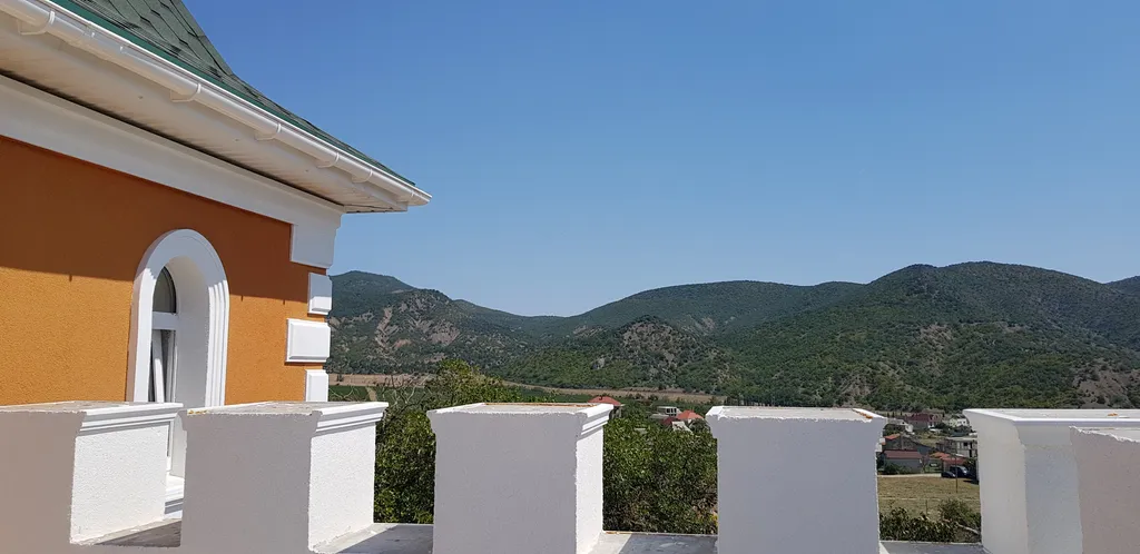 Двухкомнатные апартаменты с балконом, с видом на горы