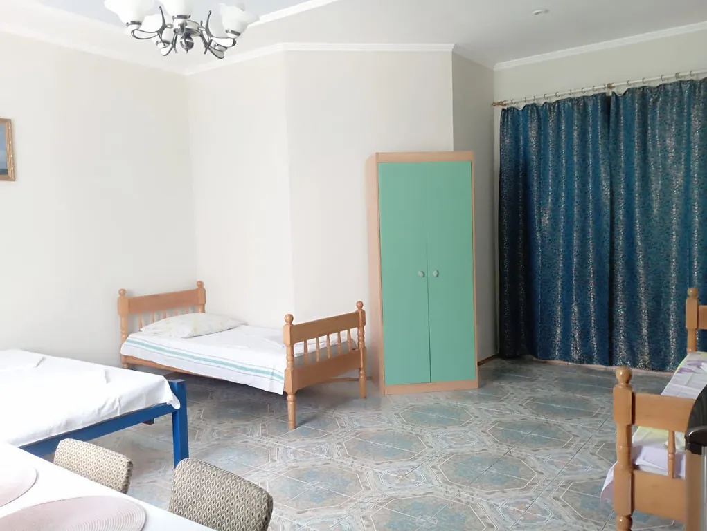 Четырёхместный большой