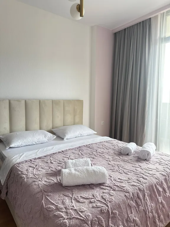 Olive Dream светлая квартира с балконом, Wi-Fi и видом на горы — аренда посуточно в Тбилиси