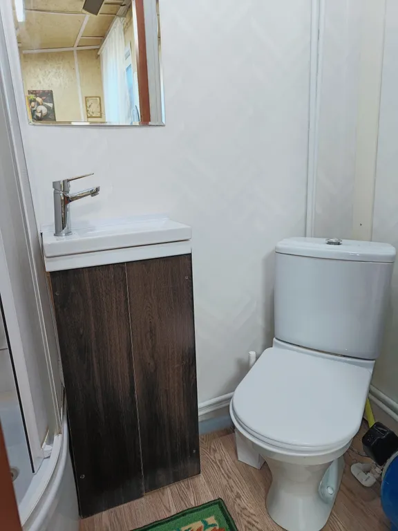 Красивый уютный дом у озера